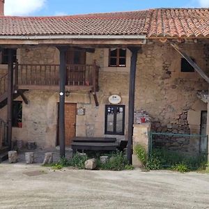 Gasthaus La Posada De La Valuisilla - Bed&Breakfast Cicera Exterior photo