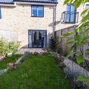 Stunning Entire 2BD Home Suffolk Cambridgeshire Exterior photo