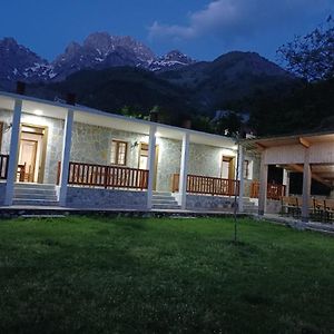 Villa Buni Shqipes Theth Exterior photo