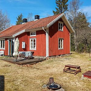 Pet Friendly Home In Skeppshult Exterior photo