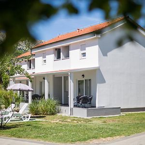 Villas Corinthia Baška Exterior photo