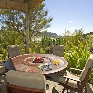 Treetop Oasis - Tairua Executive Holiday Home Exterior photo