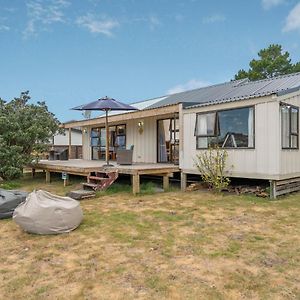 Pilots Rest - Pauanui Airfield Holiday Home Exterior photo