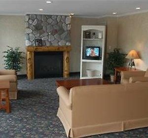 Kewadin Casino Lakefront Inn St. Ignace Room photo