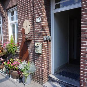 Bed and Breakfast De Bezige Bij Kerkrade Exterior photo