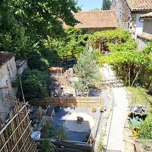 Bed and Breakfast Chambre D'Hote Woody Chef-Boutonne Exterior photo