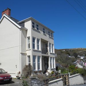 Fern Villa B&B Fishguard Exterior photo