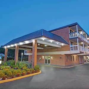 Travelodge By Wyndham Williamsburg Colonial Area Exterior photo