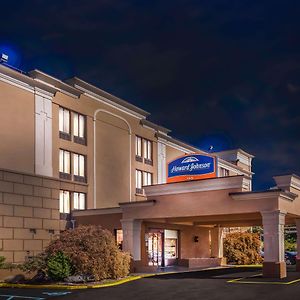 Hotel Howard Johnson By Wyndham Suffern Exterior photo