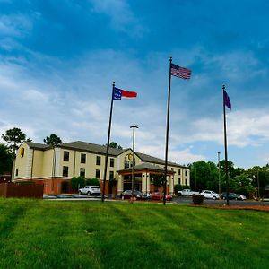 Hotel Super 8 By Wyndham High Point/Greensboro Exterior photo