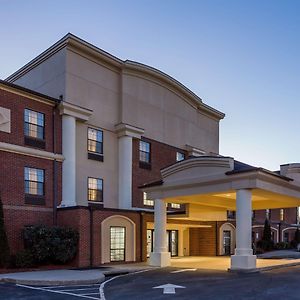 Hotel Wingate By Wyndham Highpoint Exterior photo