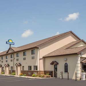 Days Inn By Wyndham Le Roy/Bloomington Southeast Exterior photo