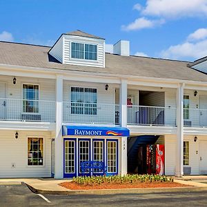 Hotel Baymont By Wyndham Smithfield Exterior photo