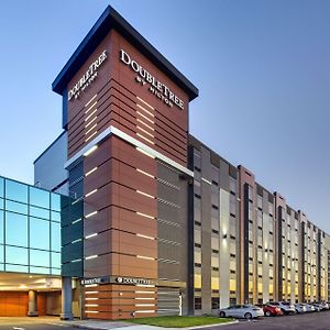 Hotel Doubletree By Hilton Halifax Dartmouth Exterior photo