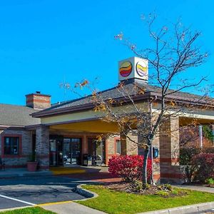 Comfort Inn&Suites Erie Exterior photo