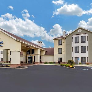 Comfort Inn & Suites Warsaw Near Us-30 Exterior photo