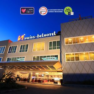 Swiss-Belhotel Kendari Exterior photo