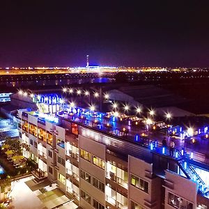 Suvarnabhumi Ville Airport Hotel Bangkok Exterior photo