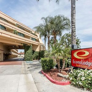 Econo Lodge Inn & Suites Riverside - Corona Exterior photo