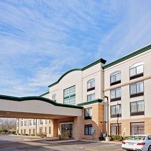 Hotel Wingate by Wyndham - Arlington Heights Exterior photo