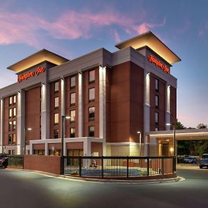 Hampton Inn Greensboro Airport Exterior photo