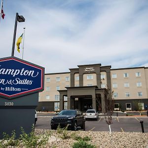 Hampton Inn&Suites East Gate Regina Exterior photo