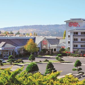 Shilo Inn Suites Klamath Falls Exterior photo