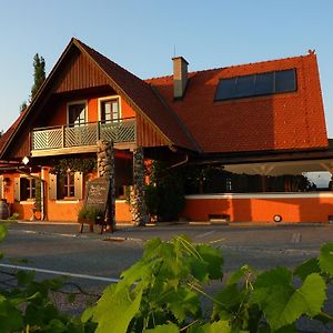 Hotel Wohlmuth-Lückl Kitzeck im Sausal Exterior photo