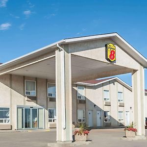 Hotel Super 8 By Wyndham Three Hills Ab Exterior photo