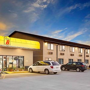 Motel Super 8 By Wyndham Macomb Exterior photo