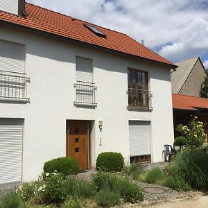 Sonnige Ferienwohnung im Jura Golf Paradies Pilsach Exterior photo