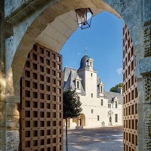 Hotel Relais & Chateau Louise De La Valliere Reugny  Exterior photo