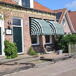 Bed and Breakfast Huisje Onder De Linden Munnekeburen Exterior photo