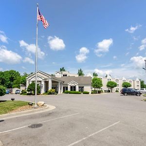 BEST WESTERN PLUS Inn at Valley View Roanoke Exterior photo