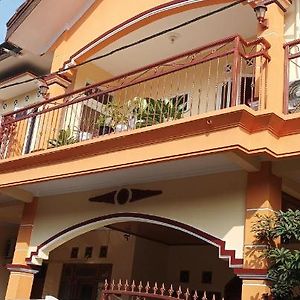 Sierra Homestay Malang Ngadipuro Exterior photo