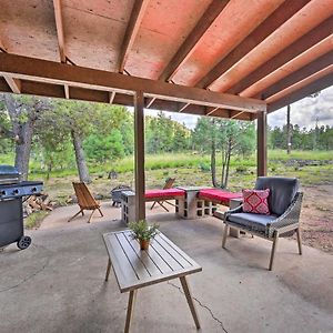 Villa Peaceful Strawberry Cabin Fire Pit And Hot Tub Pine Exterior photo