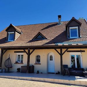 Bed and Breakfast Colette Alain Maxime Lapalisse Exterior photo