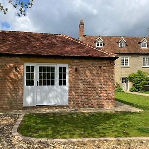 Bed and Breakfast Old Bunsty, Gayhurst, Milton Keynes Newport Pagnell Exterior photo