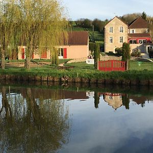 Bed and Breakfast Calme Au Canal De Centre Dennevy Exterior photo