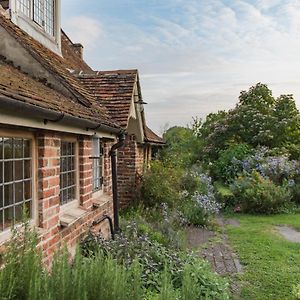 Villa Moat Farm House Ash  Exterior photo