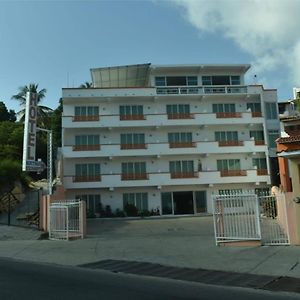 Hotel Serymar Puerto Escondido  Exterior photo