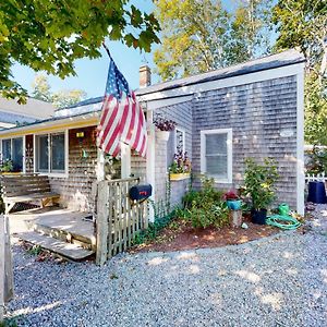 Villa Cape Cod-Age Falmouth Exterior photo