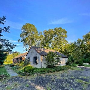 Ferienwohnung Cozy Ranch By The Trail & Sleeping Giant Hamden Exterior photo