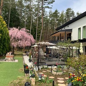 Bed and Breakfast Kakureyado Fujikawaguchiko Exterior photo