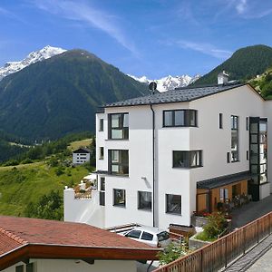 Hotel Sonne Stilfs Exterior photo