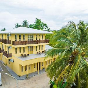 Lhohi inn Exterior photo