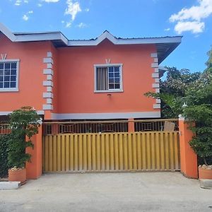 Ferienwohnung El Rincon - El Jardin Tunapuna Village Exterior photo