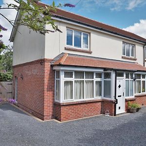 Villa Grange Croft Ben Rhydding Exterior photo