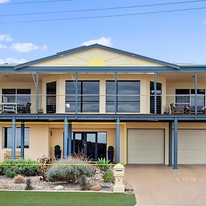 Ferienwohnung Beachside Escape On The Esplanade Christies Beach Exterior photo