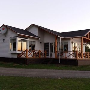 Bed and Breakfast Hospedaje Familiar El Encanto Puyehue Exterior photo